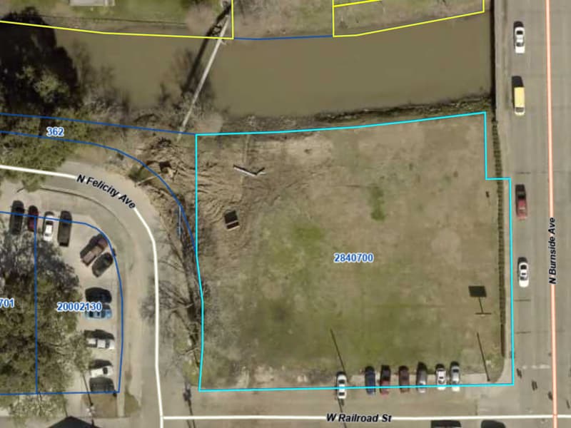 Prime ±0.67 Acre Development Lot along N Burnside Ave