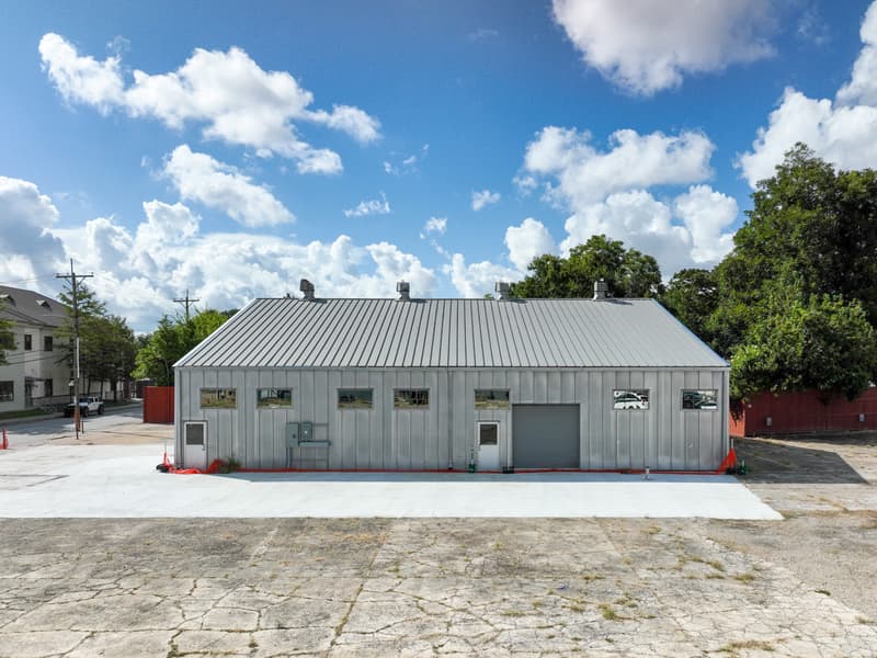 Versatile Warehouse in Downtown Lafayette