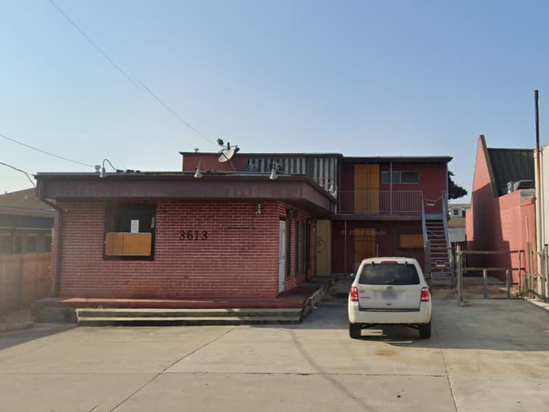Office / Retail in Fat City near Veterans – Full Remodel In Progress