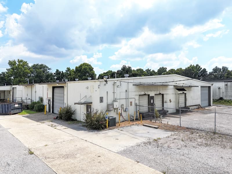 Industrial Warehouse with Dock-High Loading Adjacent to BTR