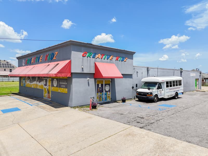 Turnkey Daycare / Pre-K Facility on Barataria Blvd