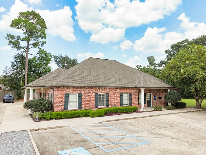 Professional Office Suite Near Airline Hwy & I-12