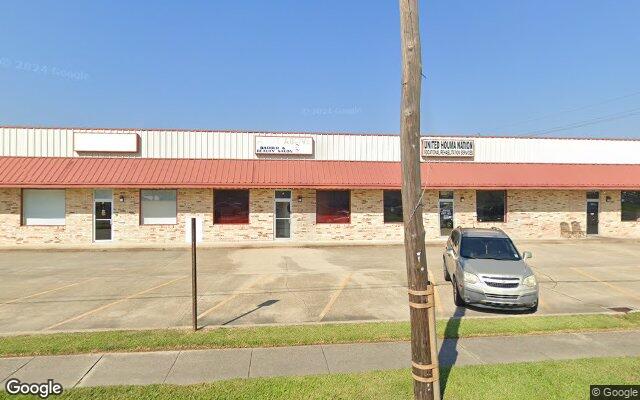 Street view of 6641 Westbank Expy, 5,700 SF strip center in Marrero, LA