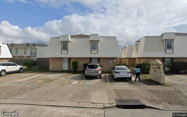 Street view of 735 Heritage Ave, 117,504 SF apartment complex in Terrytown, LA
