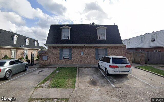 Street view of 609, 613 Farmington Pl, Apartment Complex in Terrytown, LA
