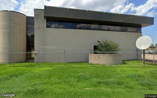 Street view of 671 Whitney Ave, 23,016 SF office building in Gretna, LA