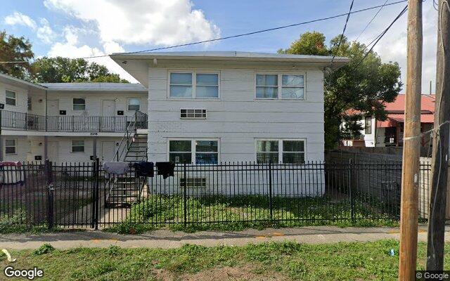 Street view of 2216 Amelia St, 4,624 SF apartment complex in New Orleans, LA