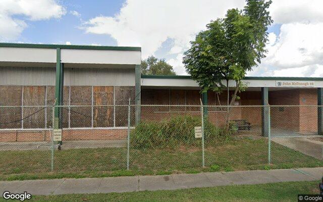 Street view of 800 De Armas St, 72,335 SF school building in New Orleans, LA