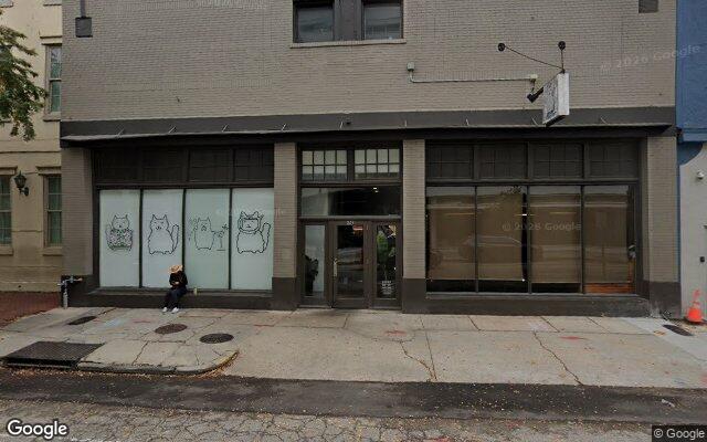 Street view of 845 Carondelet St, 6,900 SF restaurant building in New Orleans, LA