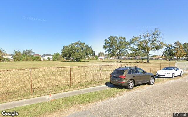 Street view of 220 Acadia Dr, 5.03 acres of land in Westwego, LA
