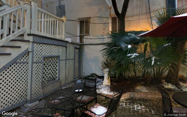 Street view of 915 Royal St, 7,826 SF hotel in New Orleans, LA