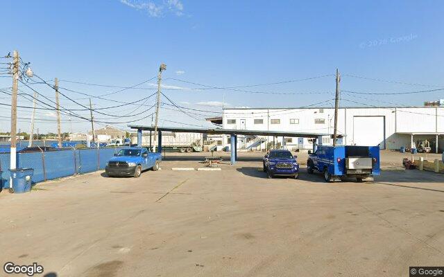 Street view of 1012 Harimaw Ct E, 15,791 SF industrial/warehouse building in Metairie, LA