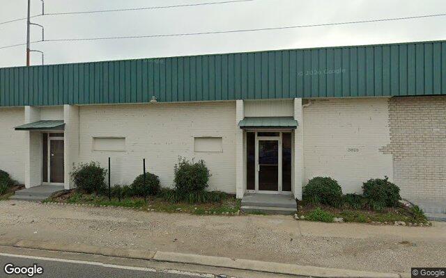 Street view of 3824 Airline Dr, 6,560 SF industrial/warehouse building in Metairie, LA