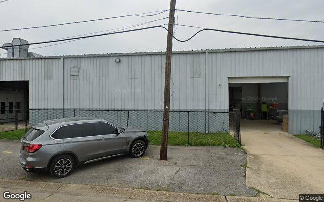 Street view of 2118 Kenner Ave, 17,191 SF auto repair shop in Kenner, LA