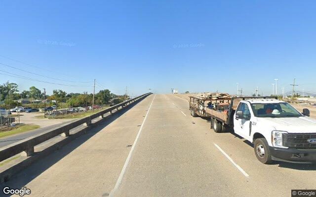 Street view of 507 Airline Dr, 18,000 SF industrial/warehouse building in Metairie, LA