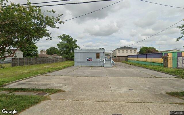 Street view of 2701 N Hullen St, 1,900 SF office building in Metairie, LA