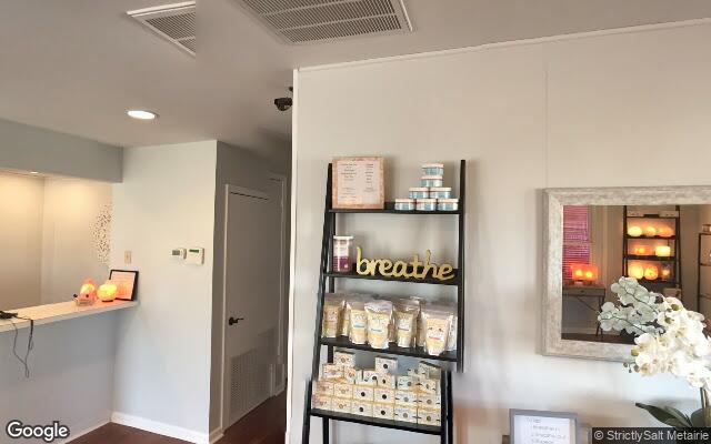 Street view of 3108 David Drive, 3,751 SF freestanding retail building in Metairie, LA
