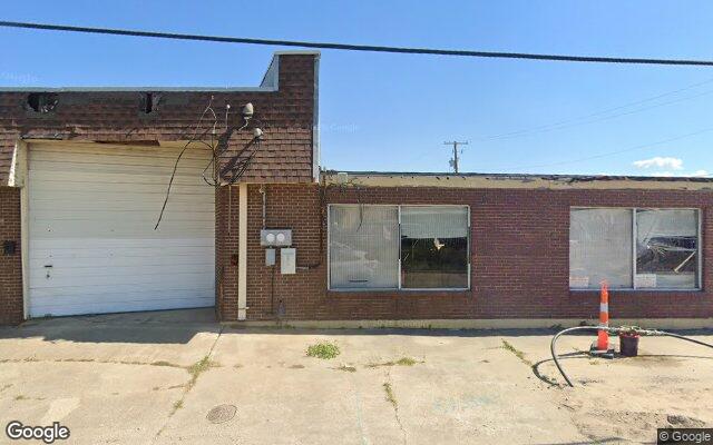 Street view of 1400 Fulton Street, 6,000 SF industrial/warehouse building in Kenner, LA