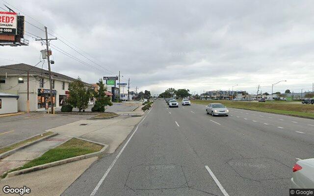 Street view of 4425-4445 Veterans Blvd, 15,300 SF strip center in Metairie, LA
