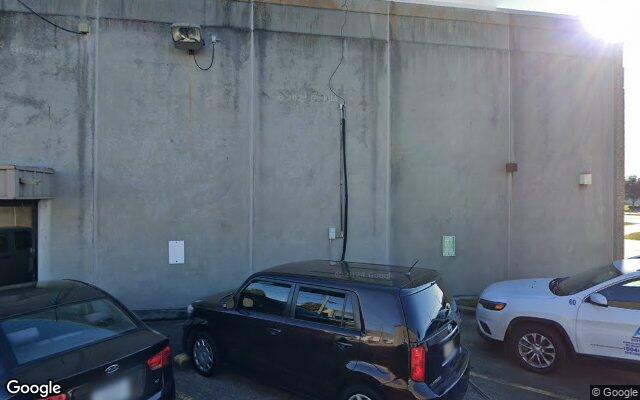 Street view of 30 Veterans Blvd, 8,500 SF warehouse in Kenner, LA