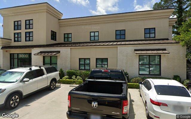 Street view of 3000 21st St, 4,953 SF office building in Metairie, LA