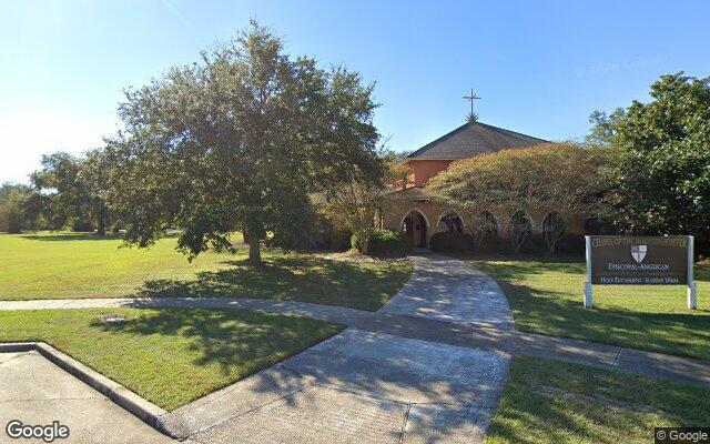 Street view of 2220 Lakeshore Dr, 7,636 SF church building in New Orleans, LA