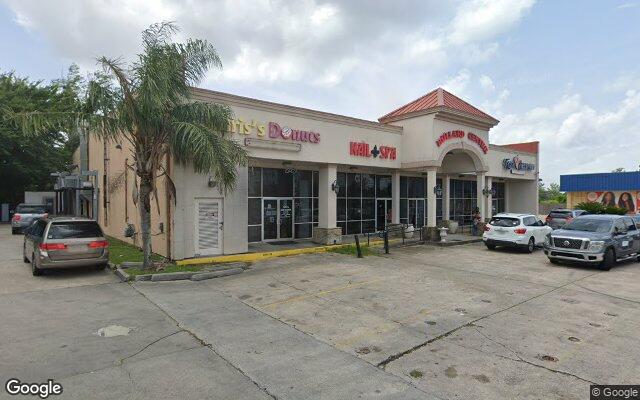 Street view of 7030 Bullard Ave, 10,000 SF neighborhood shopping center in New Orleans, LA