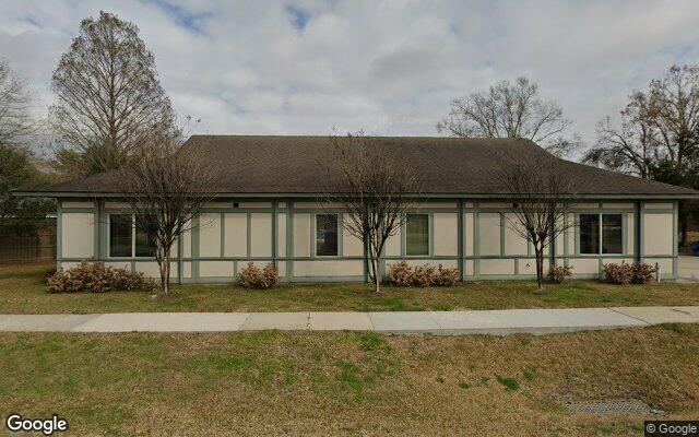 Street view of 5605 Ambassador Caffery Pkwy, 2,800 SF office building in Youngsville, LA