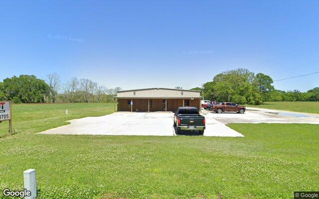 Street view of 1149 Garber Rd, 5,000 SF industrial/warehouse building in Broussard, LA