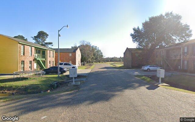 Street view of 502 Scotsdale St; 101 Fairfax St, Apartment Complex in Lafayette, LA