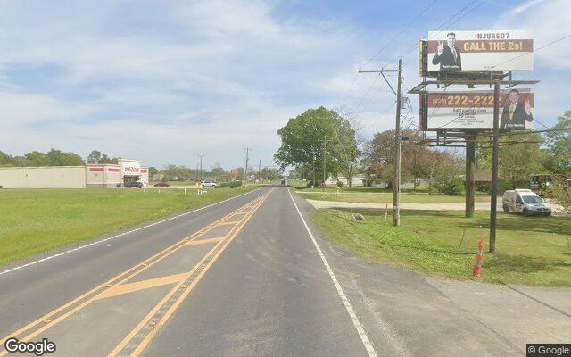Street view of 1820 Hwy 30 W, 11,350 SF industrial/warehouse building in Gonzales, LA