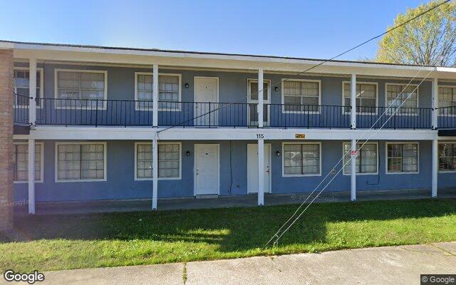 Street view of 115 W Foch St, Apartment Complex in Lafayette, LA