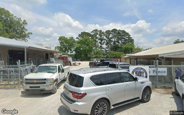 Street view of 1326 N Willow Ave, 8,256 SF warehouse in Gonzales, LA