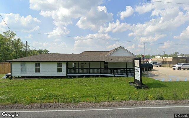 Street view of 13119 Airline Hwy, 3,728 SF retail building in Gonzales, LA