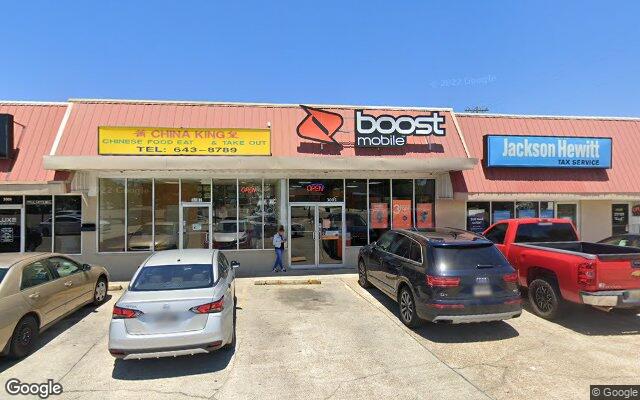 Street view of 3005 Pontchartrain Dr, 1,193 SF freestanding retail building in Slidell, LA