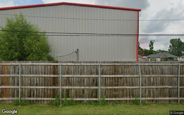 Street view of 41063 Don Lou Dr, 5,000 SF industrial/warehouse building in Gonzales, LA