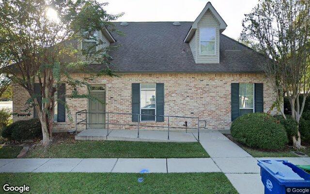 Street view of 354 Fremaux Ave, 1,708 SF office building in Slidell, LA