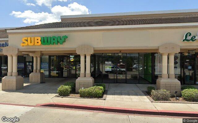 Street view of 111 Northshore Blvd, 2,000 SF freestanding retail building in Slidell, LA