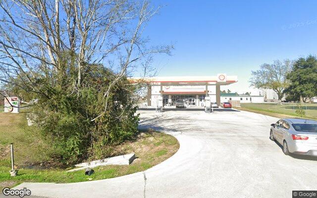 Street view of 2800 Hwy 93, 3,509 SF convenience store and gas station in Carencro, LA