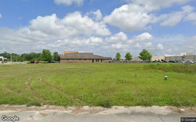 Street view of 37334 Market Place Dr, 1.47 acres of land in Prairieville, LA