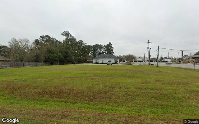 Street view of 16935 Jefferson Hwy, 0.57 acres of land in Baton Rouge, LA