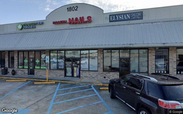 Street view of 1802 N Causeway Blvd, 7,350 SF neighborhood shopping center in Mandeville, LA