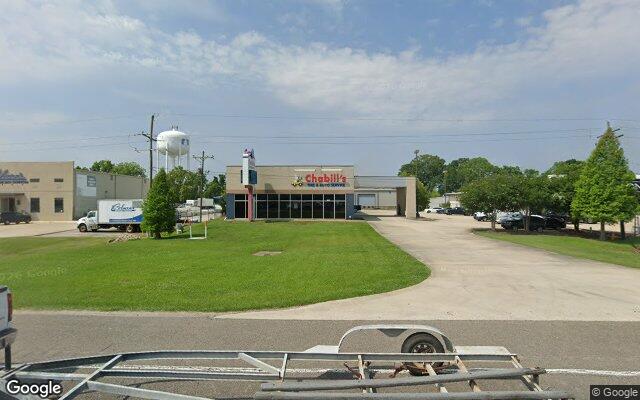 Street view of 11860 Airline Hwy, 16,418 SF auto repair shop in Baton Rouge, LA
