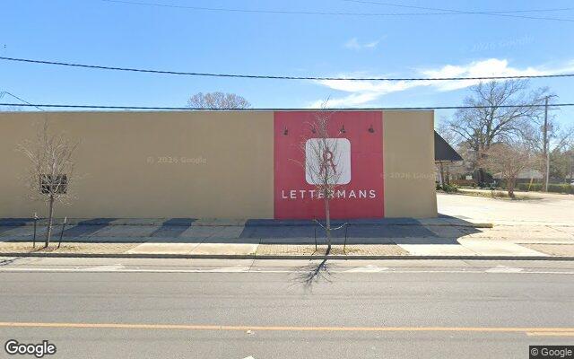 Street view of 4726 Government St, 8,660 SF office building in Baton Rouge, LA