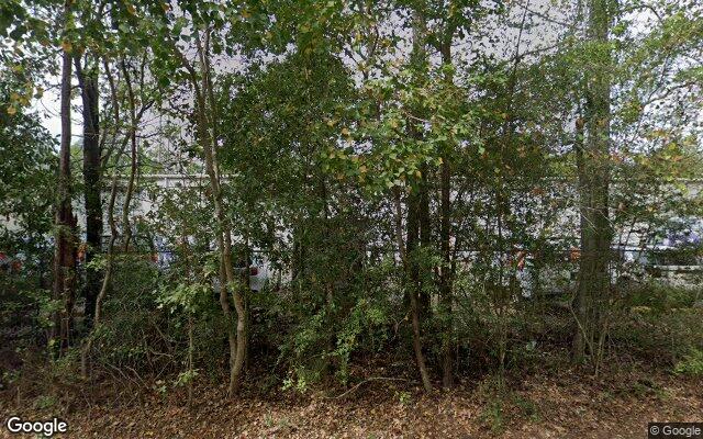 Street view of 215 Park Pl, 19,200 SF distribution warehouse in Covington, LA