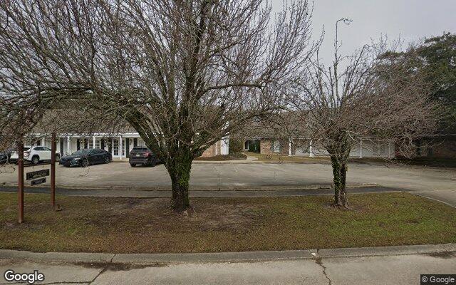 Street view of 606 Colonial Dr, 9,765 SF office building in Baton Rouge, LA