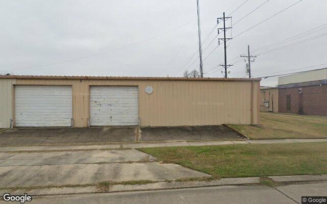 Street view of 1133 N Carrollton Ave, 5,100 SF industrial/warehouse building in Baton Rouge, LA
