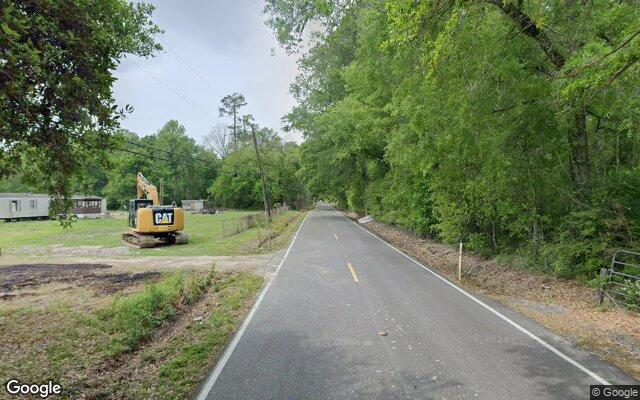 Street view of 19193 Sister's Rd, 76.9 acres of land in Ponchatoula, LA