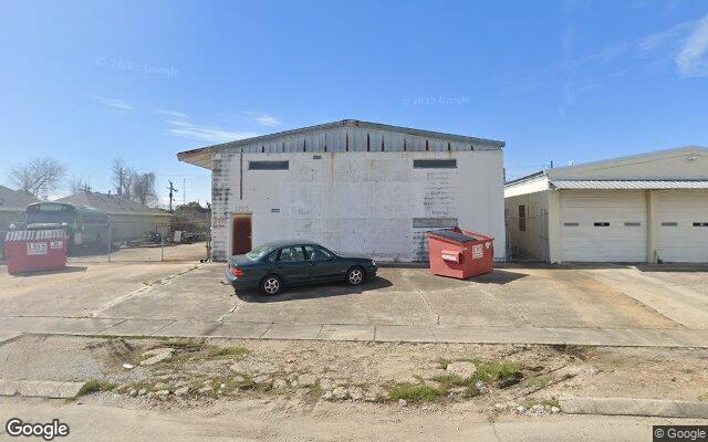 Street view of 1905 Dallas Dr, 6,500 SF industrial/warehouse building in Baton Rouge, LA