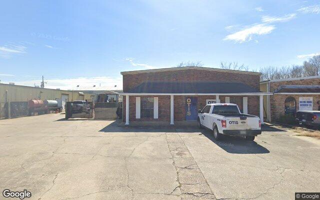 Street view of 9202 Mammoth Ave, 4,160 SF industrial/warehouse building in Baton Rouge, LA